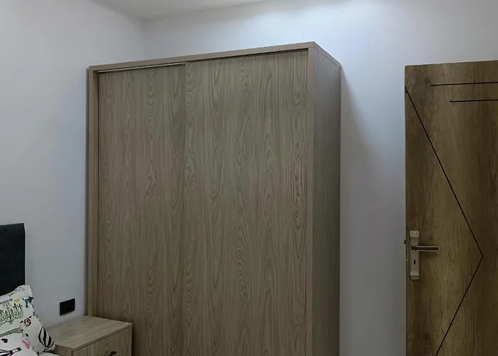 شقة Rotana